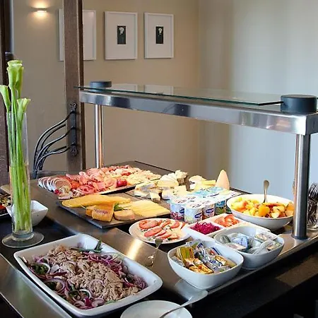Karmel Hotel