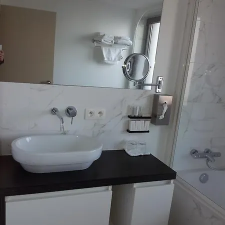 Karmel Hotel 4*